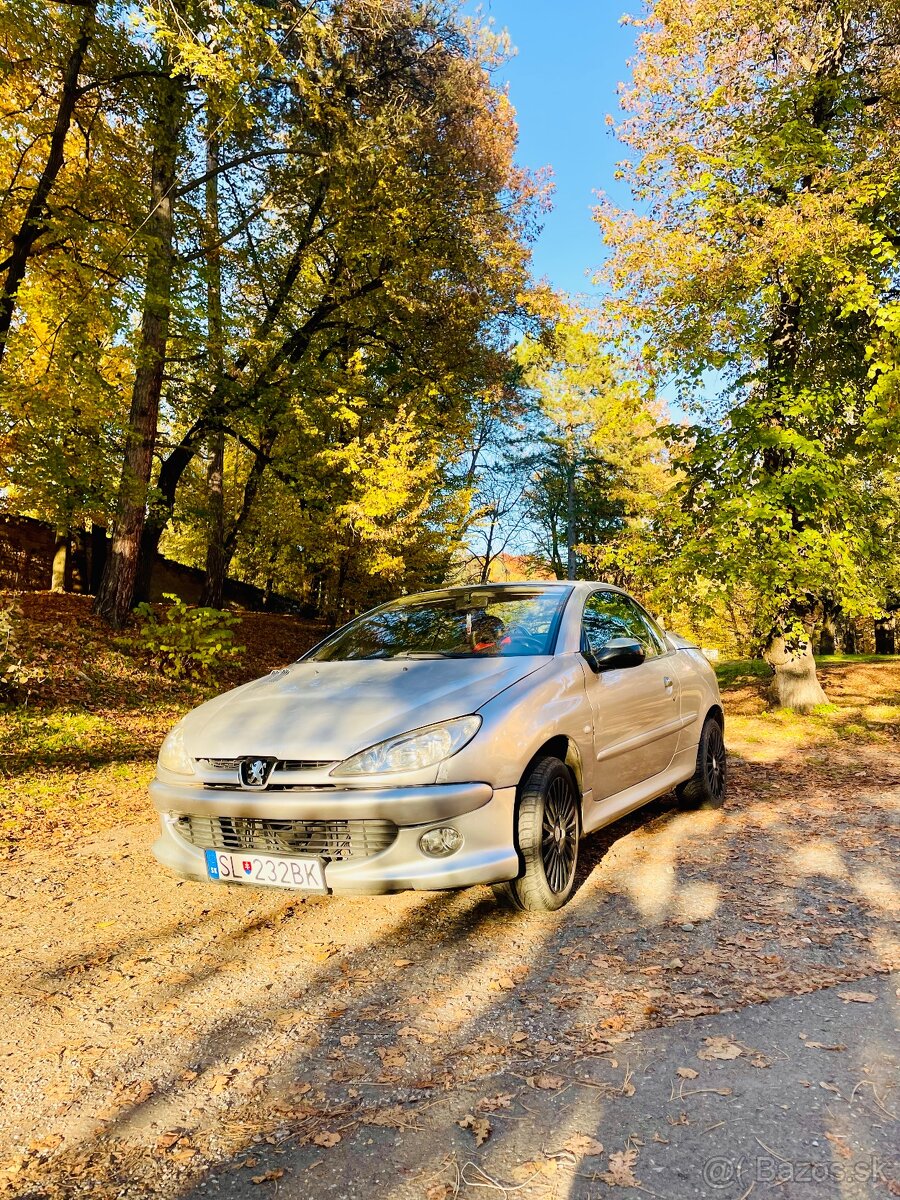 Peugeot 206cc cabrio, 2 benzín 100kw 2001