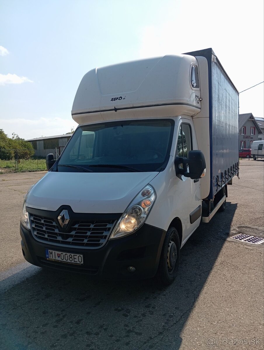 RENAULT MASTER r. 2018