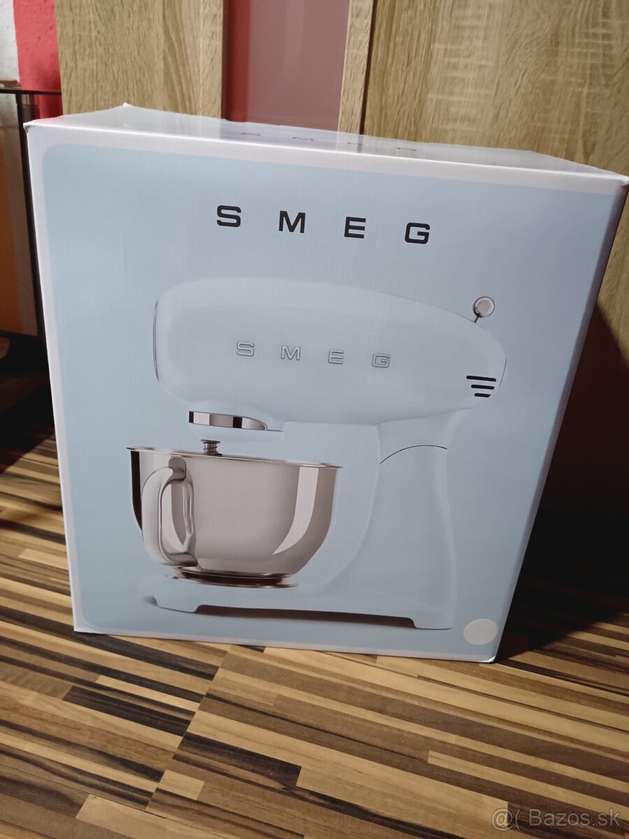 SMEG kuchynský robot