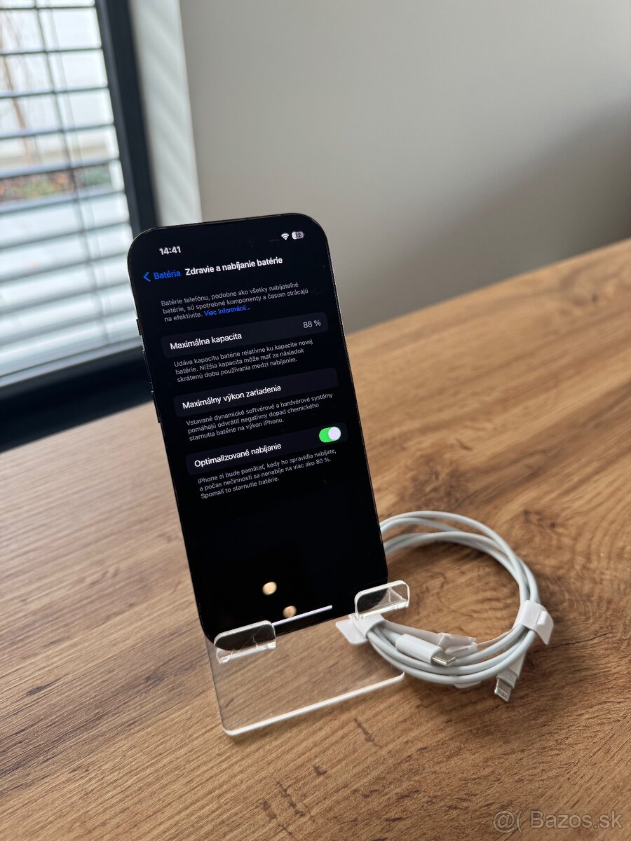Predam apple 14 pro 128gb tak ako je na fotkach.