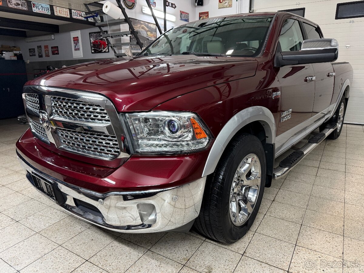 Dodge RAM Laramie 5.7 HEMI—LONG—2018—kůže—tažné 3.5t