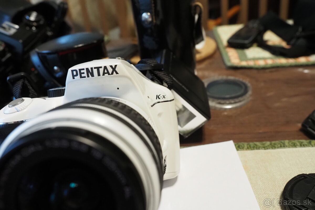 Pentax  k-x