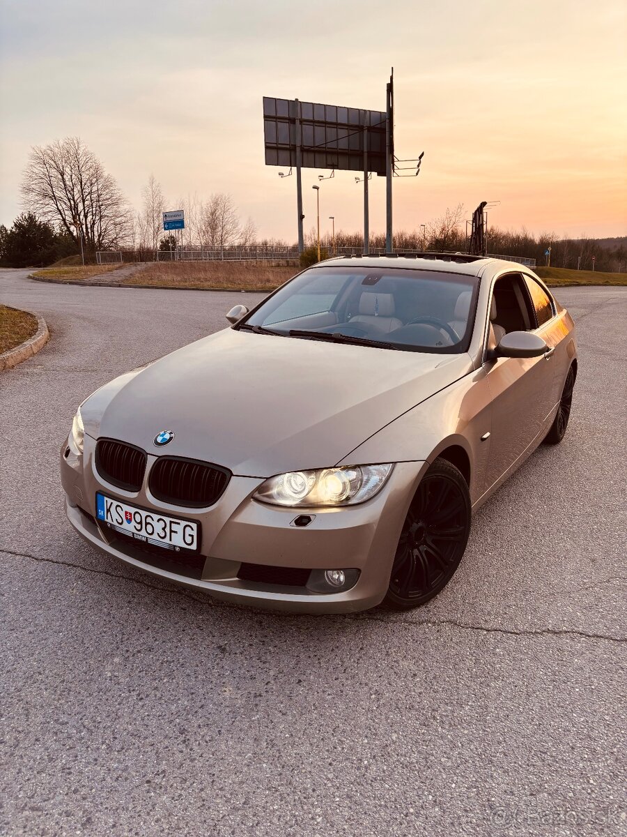 BMW 330XD COUPE