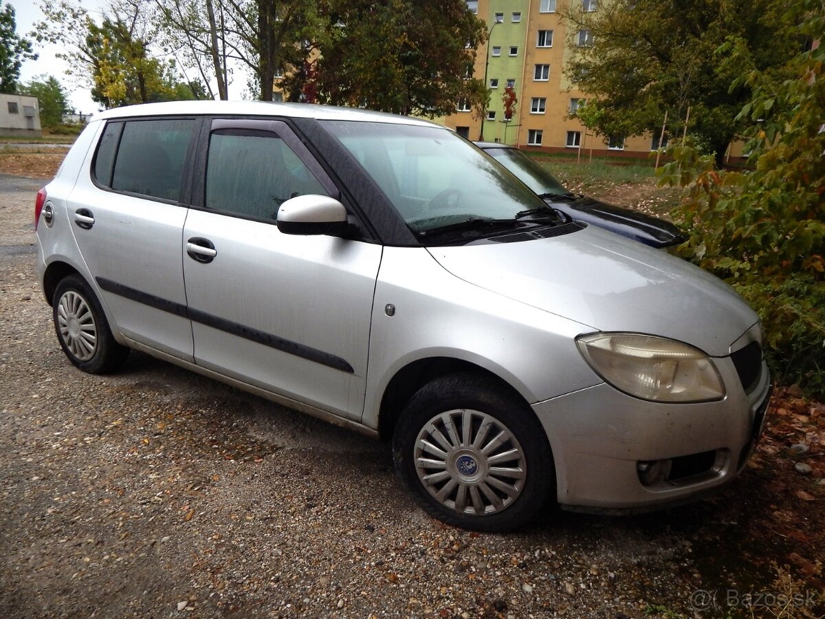 Škoda fabia II 1.4 16V 63kW, benzín, rok výroby 2007