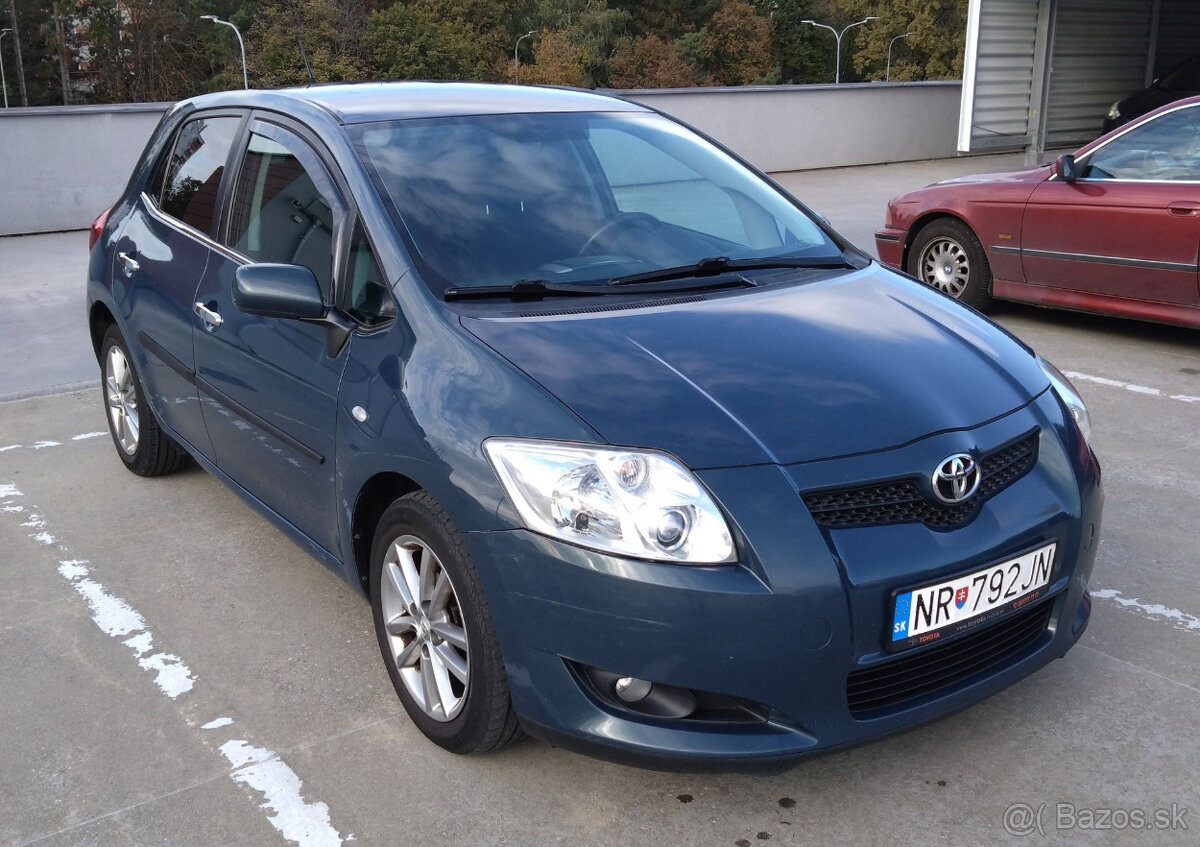 Toyota Auris 1,6 l Valvematic Active 2010