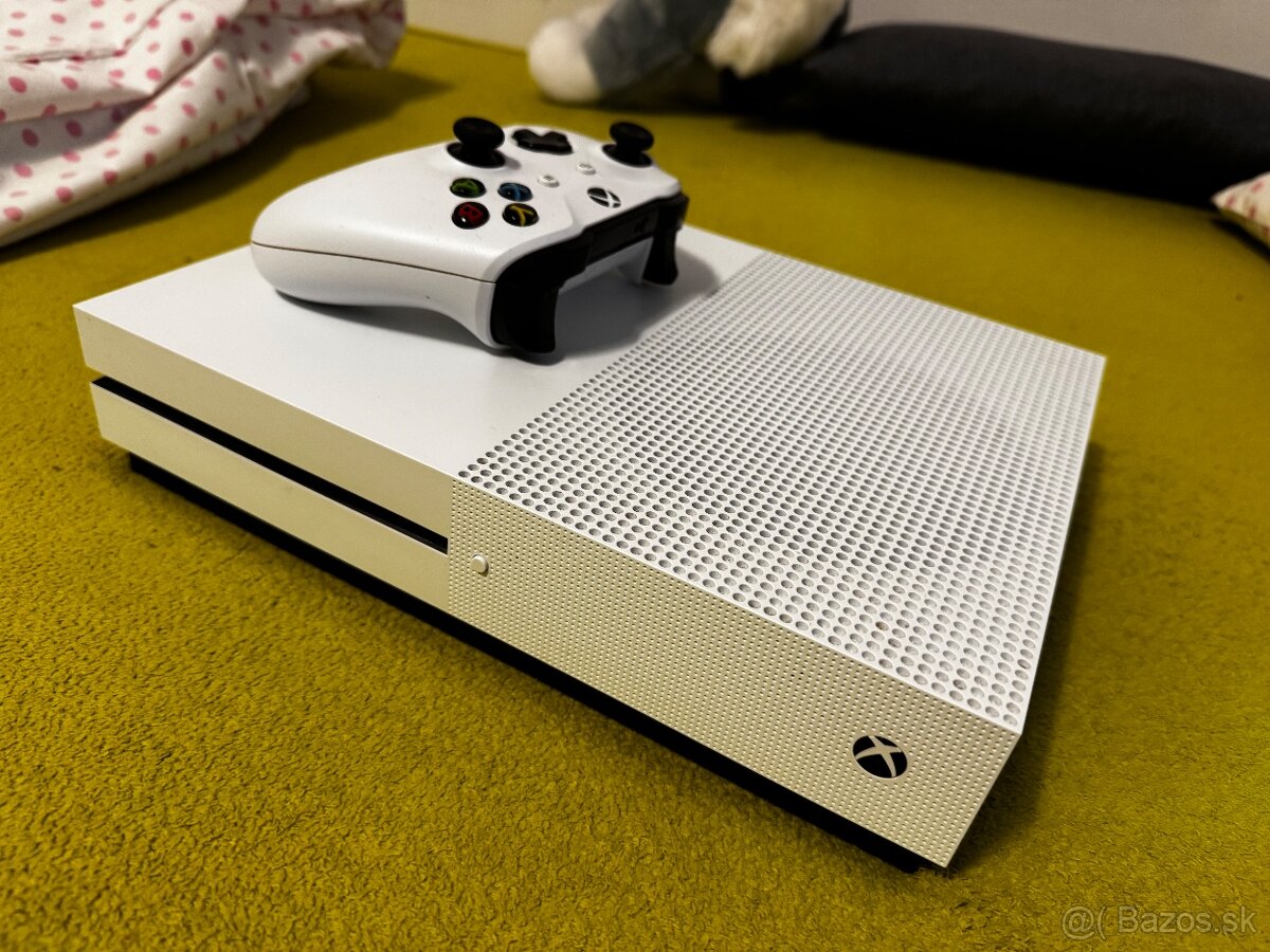 Xbox ONE S 1TB