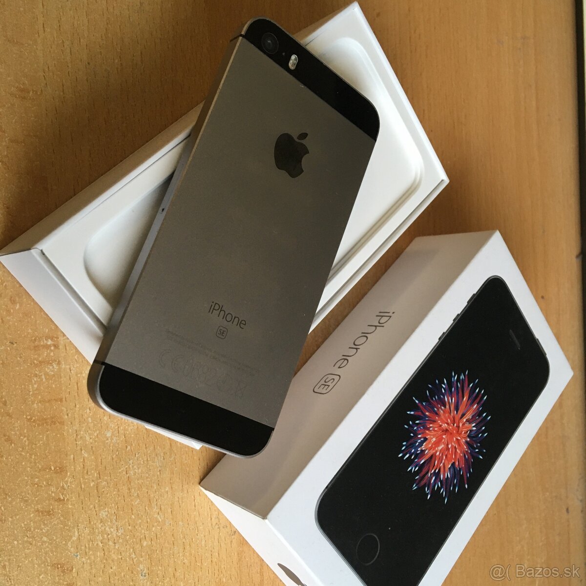 iPhone SE 2016 64GB