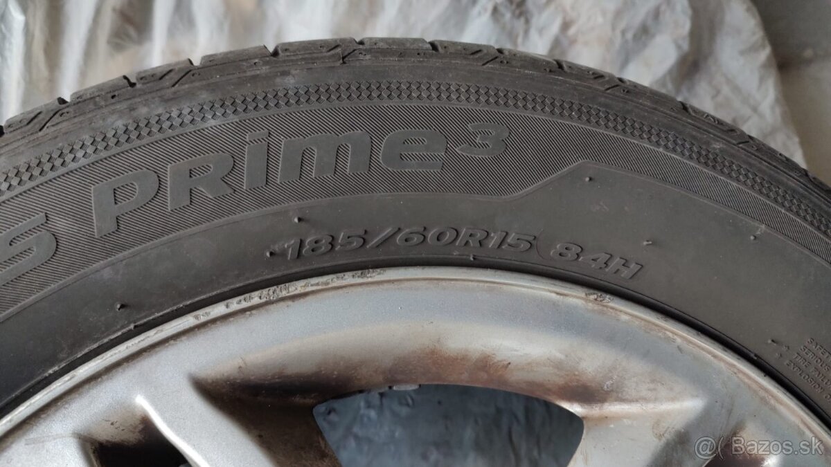 Zliatinové disky 6J x 15 4x100 ET50 a pneumatiky Hankook