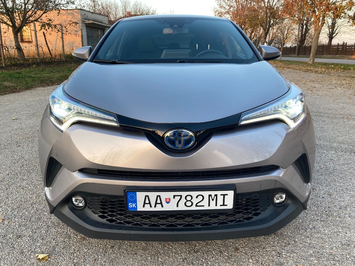 Toyota CH-R HYBRID 97.000km