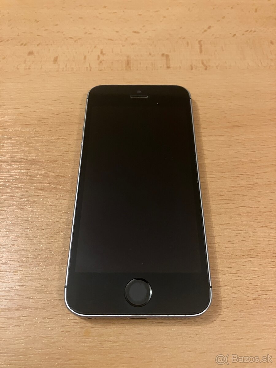 iPhone SE 32GB 2016 Space Grey (model A1723)