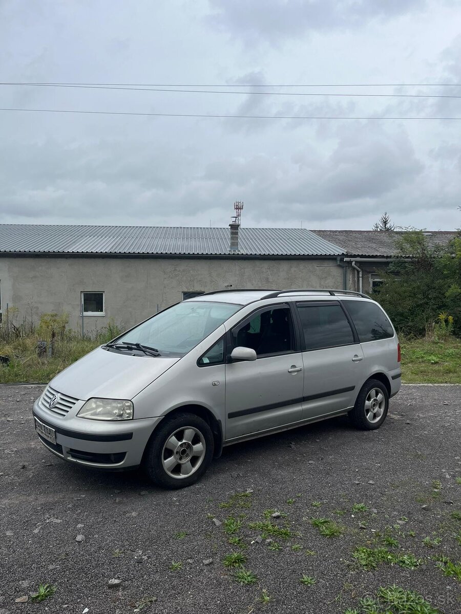 Rozpredám Vw Sharan 1.9 TDi