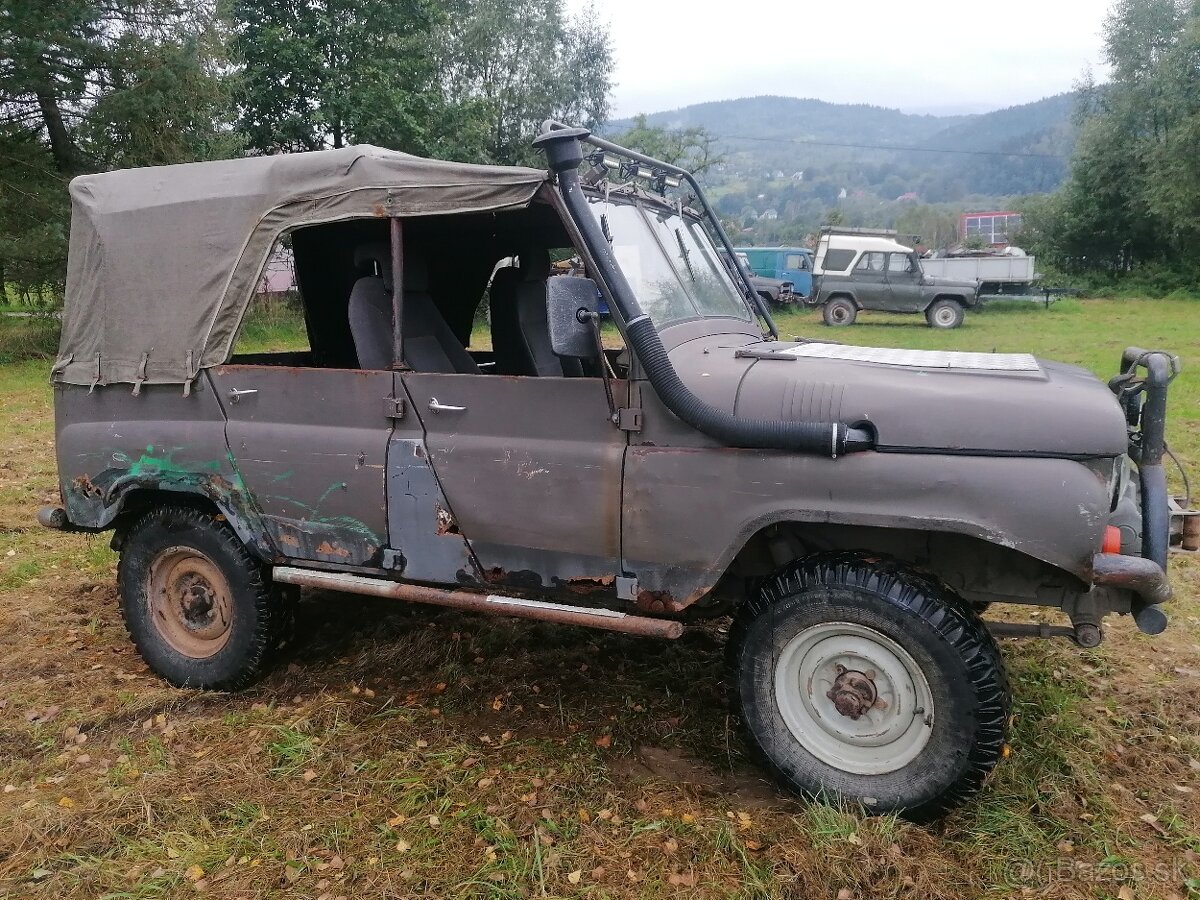 Uaz 469 4x4 oryginał benzin plus plin