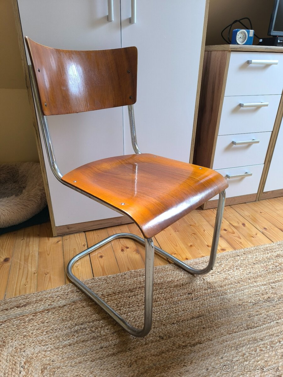 Stolicka Mart Stam.Model S43 Thonet.REZERVOVANA.