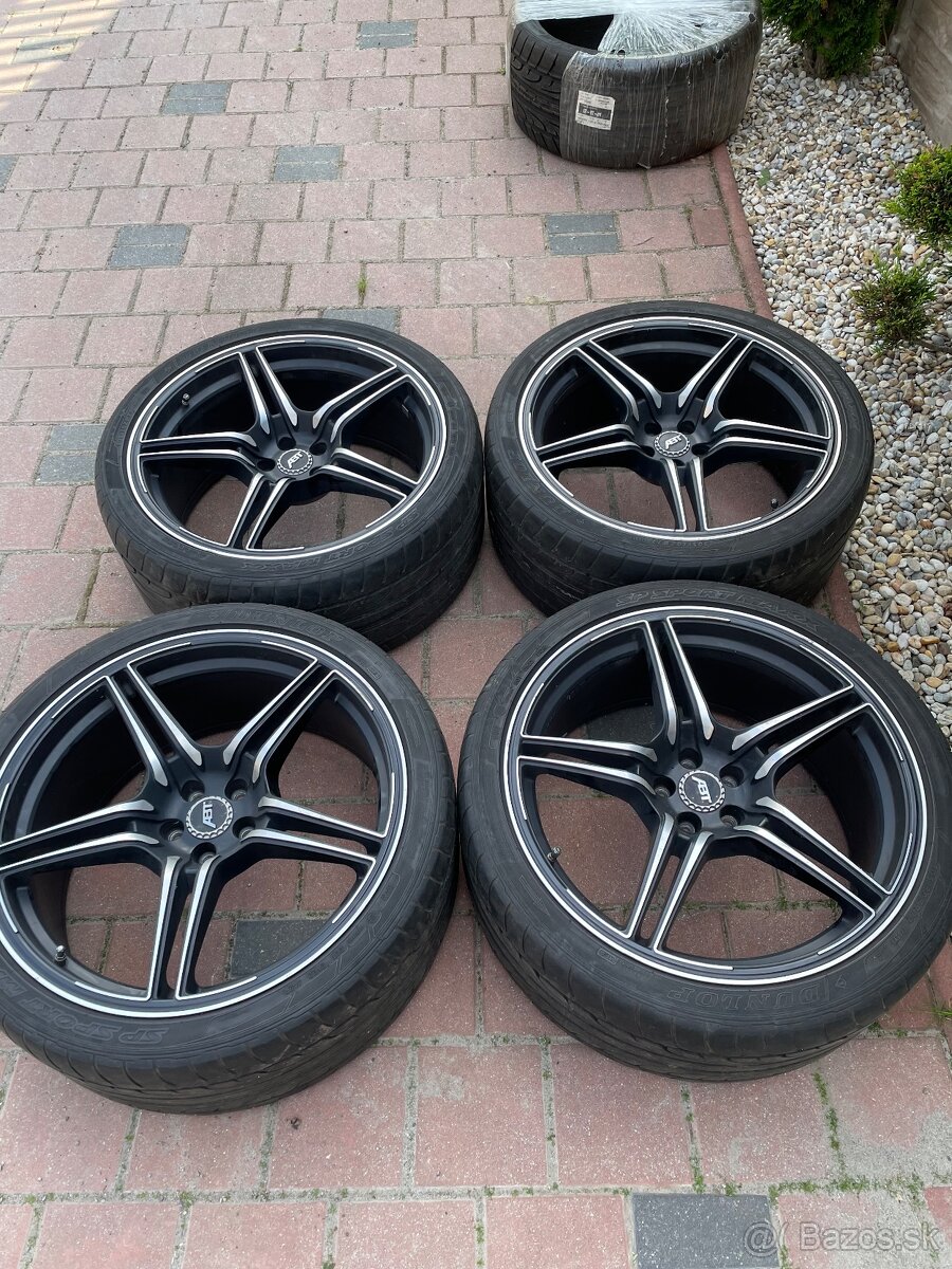 Dunlop pneu 305/30Zr22