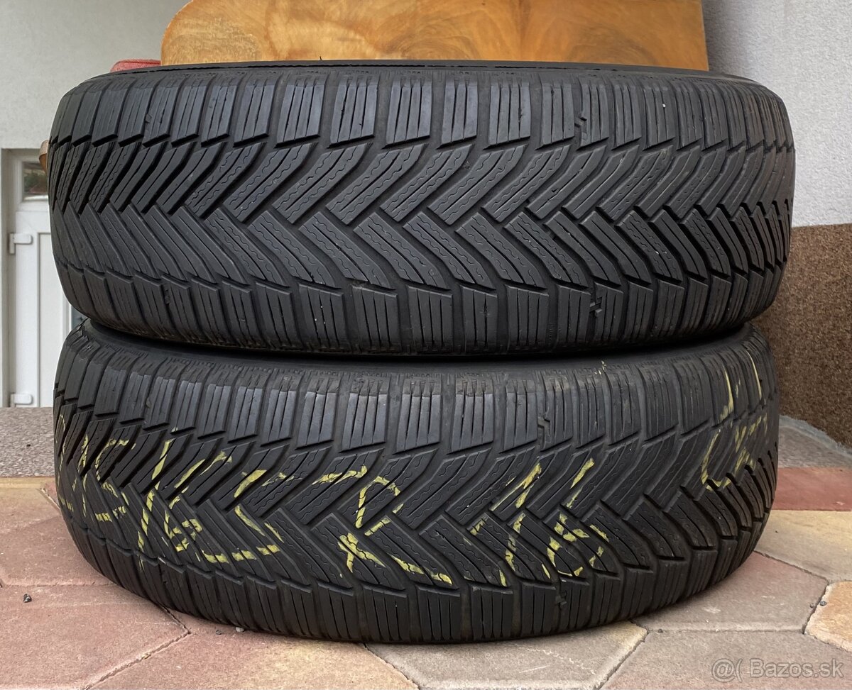 Michelin 215/65 R16 98H Alpin 6