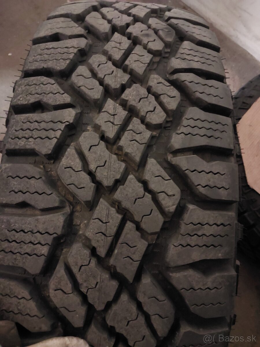 255/70R18 celorocne Good year Duratrac