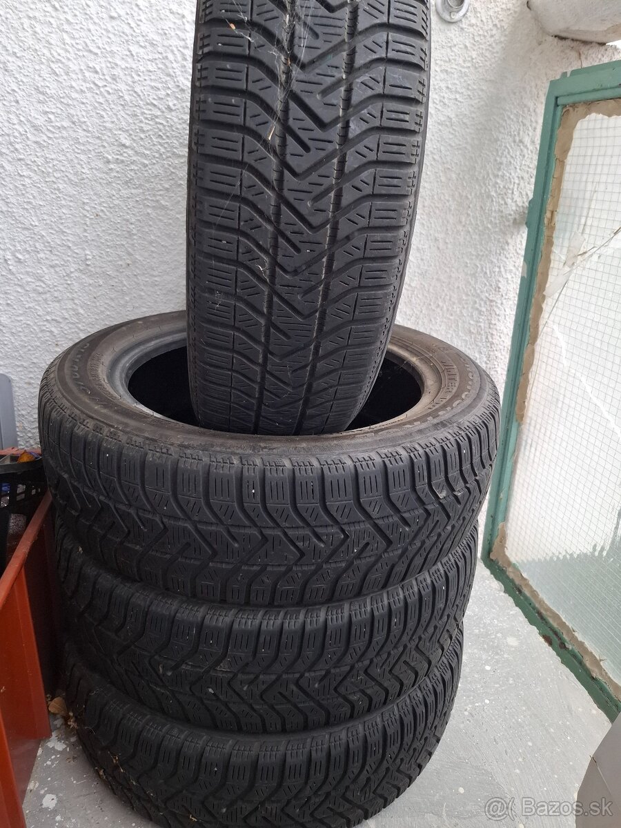 Predam gumy zn Pirelli