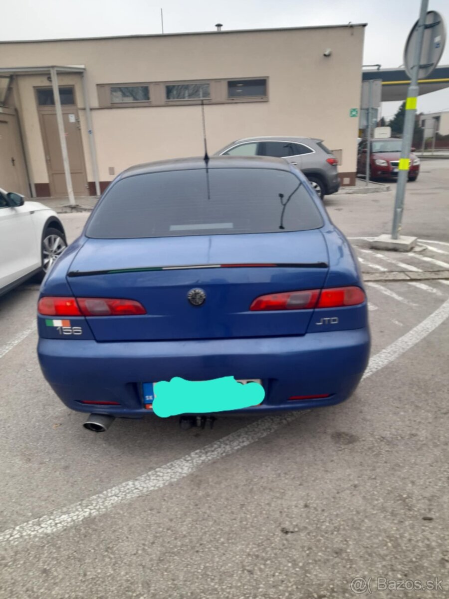 alfaromeo 156