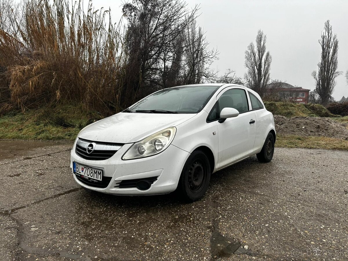 Opel Corsa 1.2 benzín