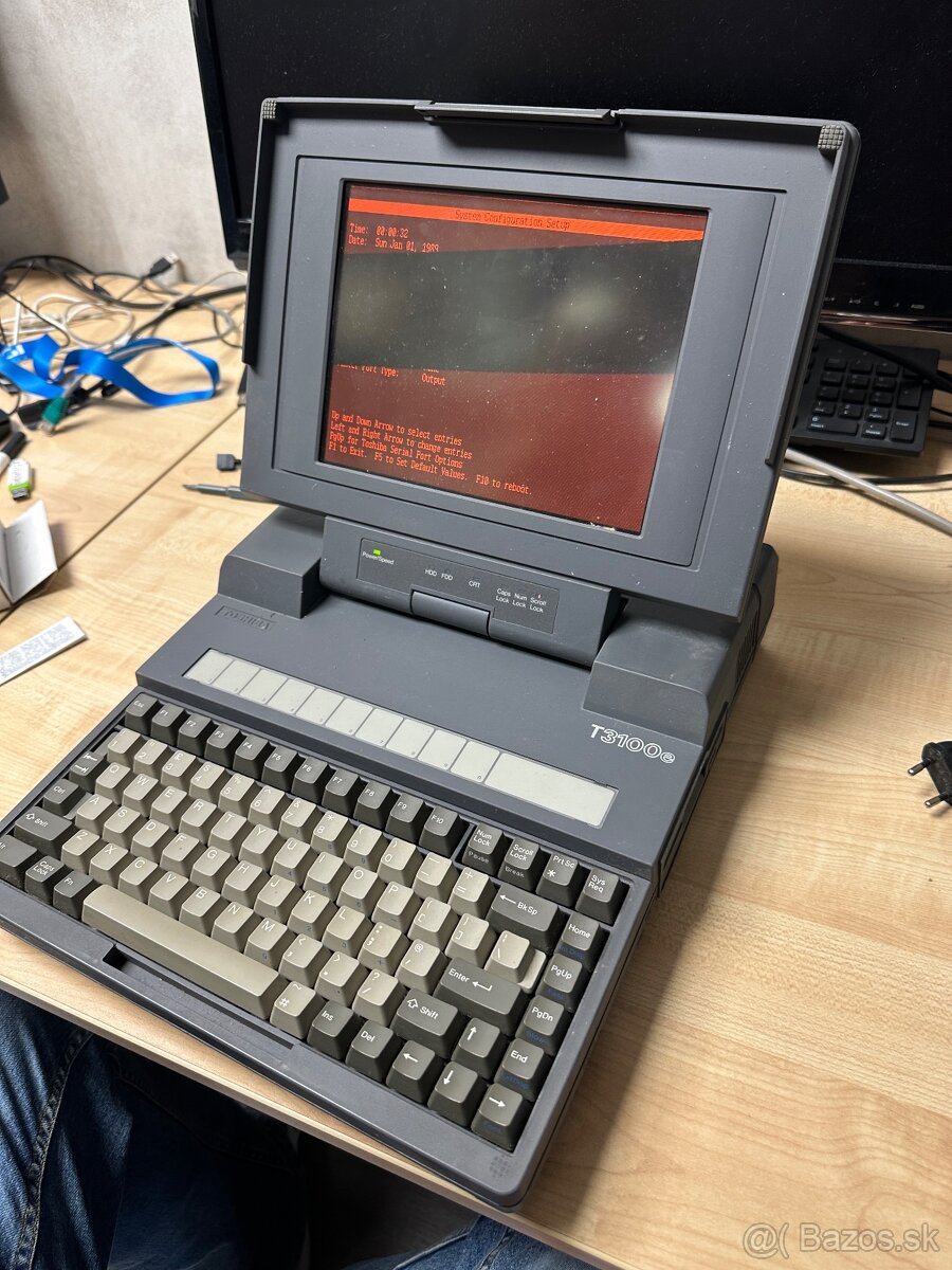 Toshiba T3100e retro