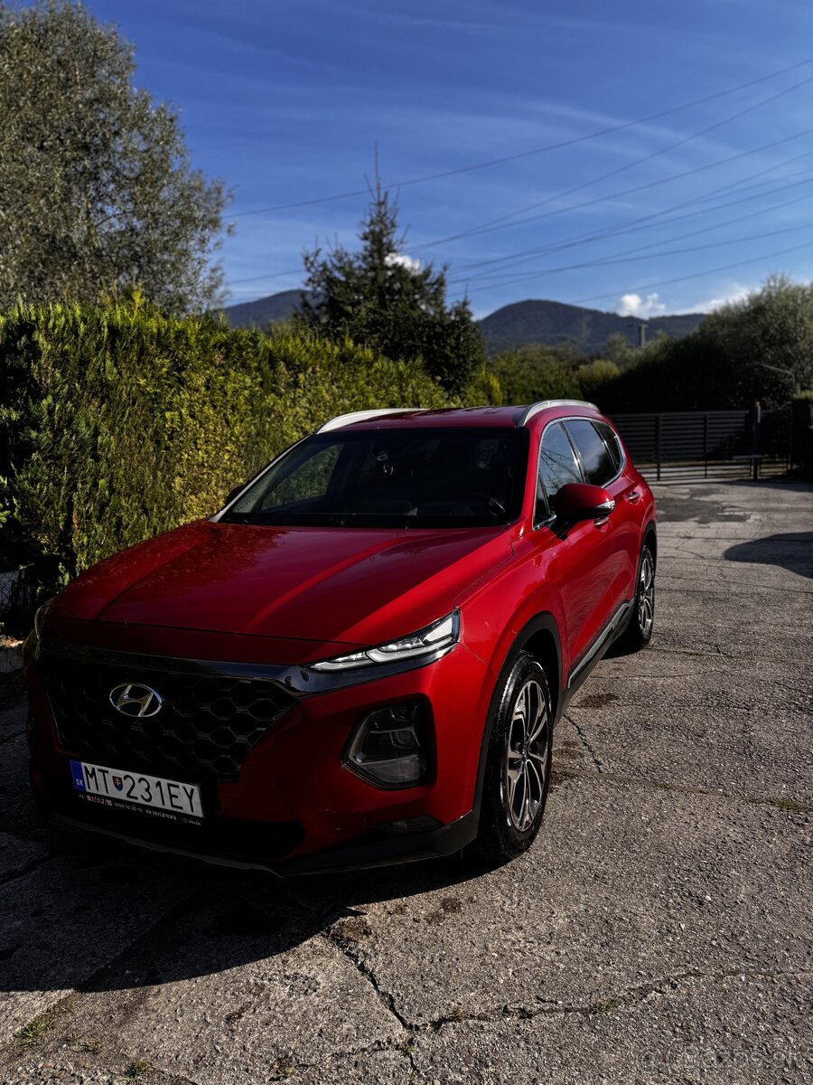 Hyundai Santa Fe 2.2 CRDi Premium 4x4 A/T 7 miest