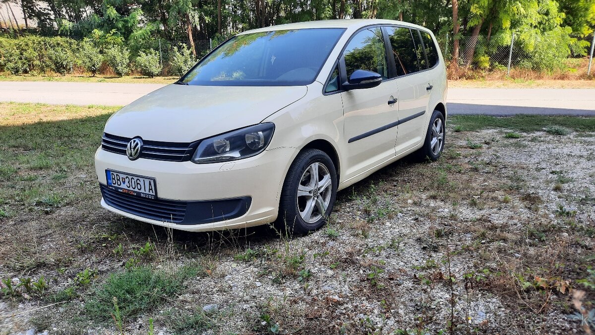 Predám volkswagen touran 1,6tdi 77kw rv2013