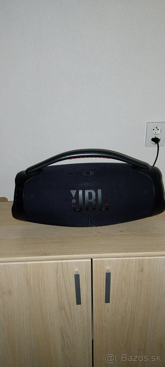 JBL Boombox 3