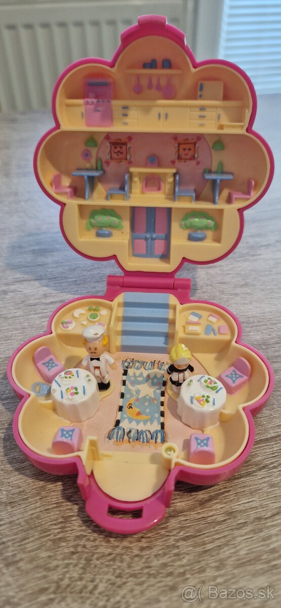 Polly pocket Mr. Fry's restaurant