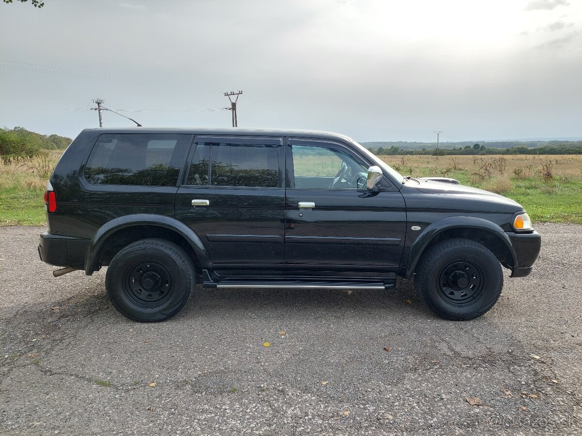 Mitsubishi Pajero Sport 2.5 85 kW.