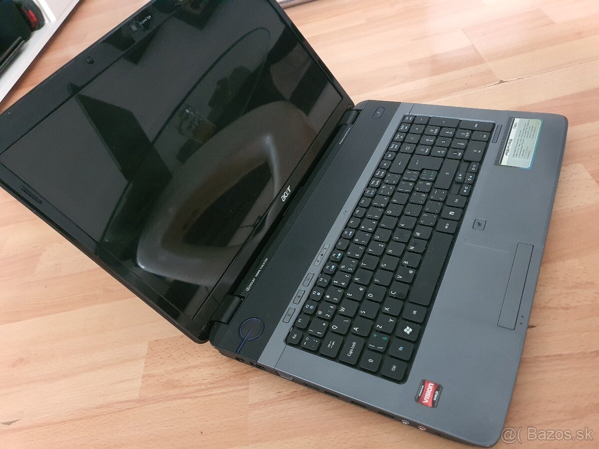 17 palcový Acer Aspire 7540G