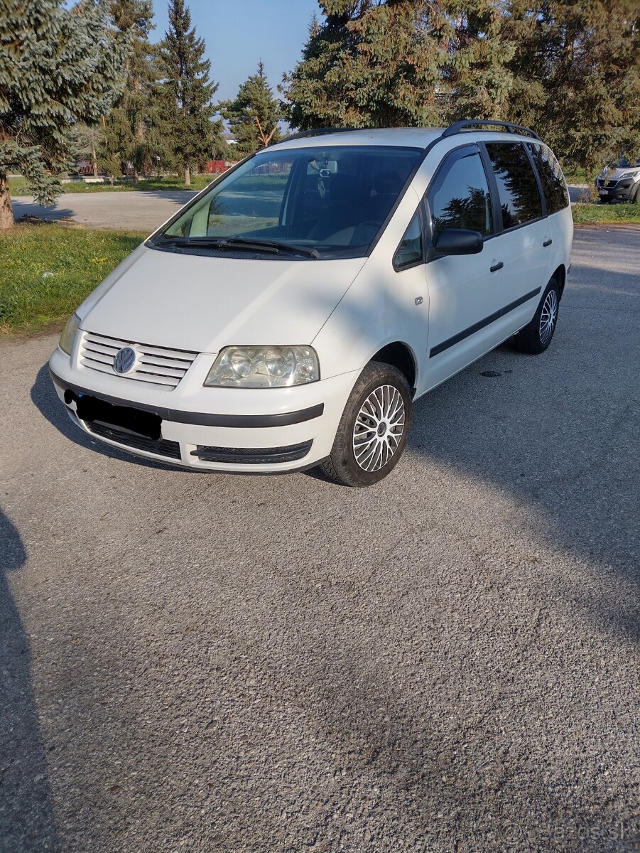 Predám Volkswagen Sharan 1,9TDI 7 miest