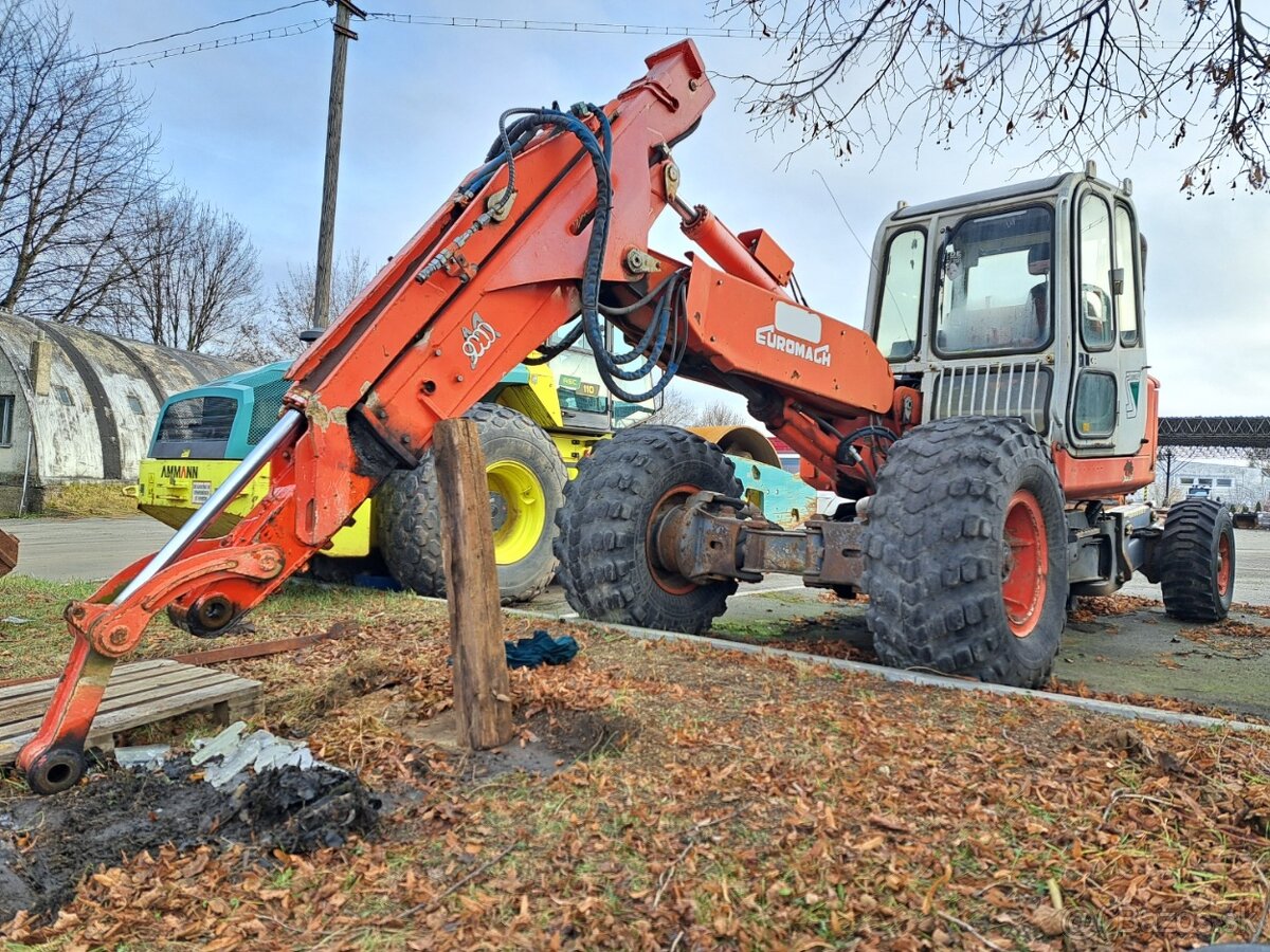 EUROMACH 9000 4 WD 4X4