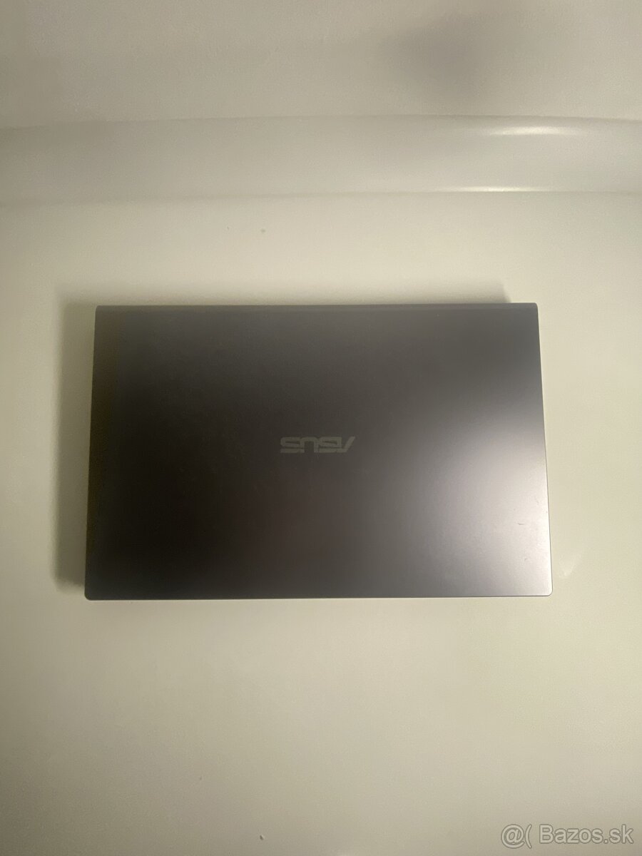 ASUS X515EA