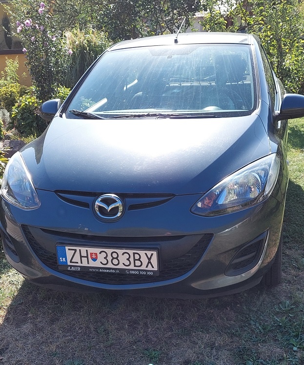 Mazda 2