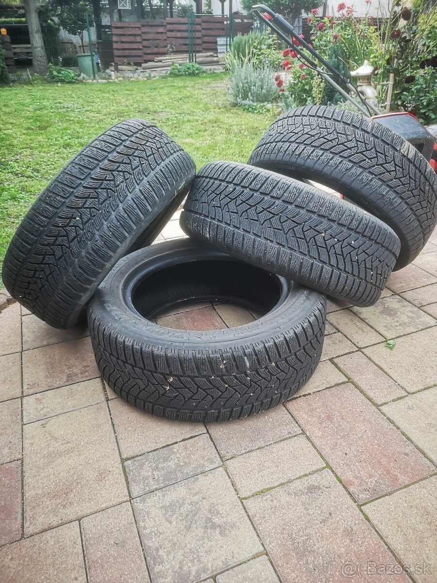 Dunlop 225/55 R16 zimné