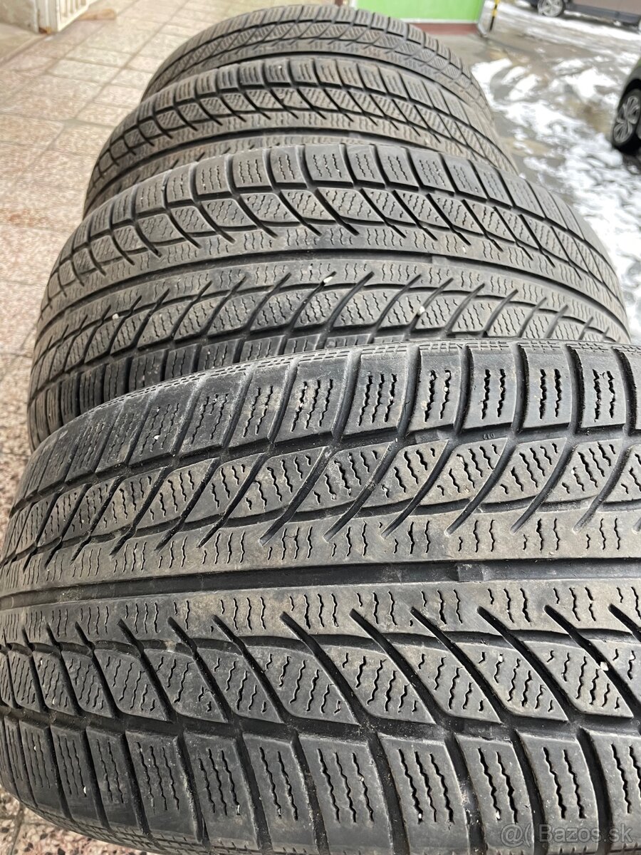 Predám sadu zimných pneu 225/50 R17