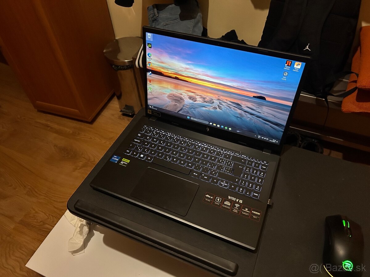 Herný notebook Acer Nitro V15