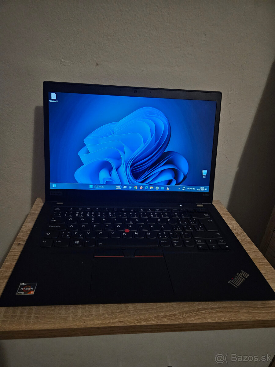 Lenovo Thinkpad T495s