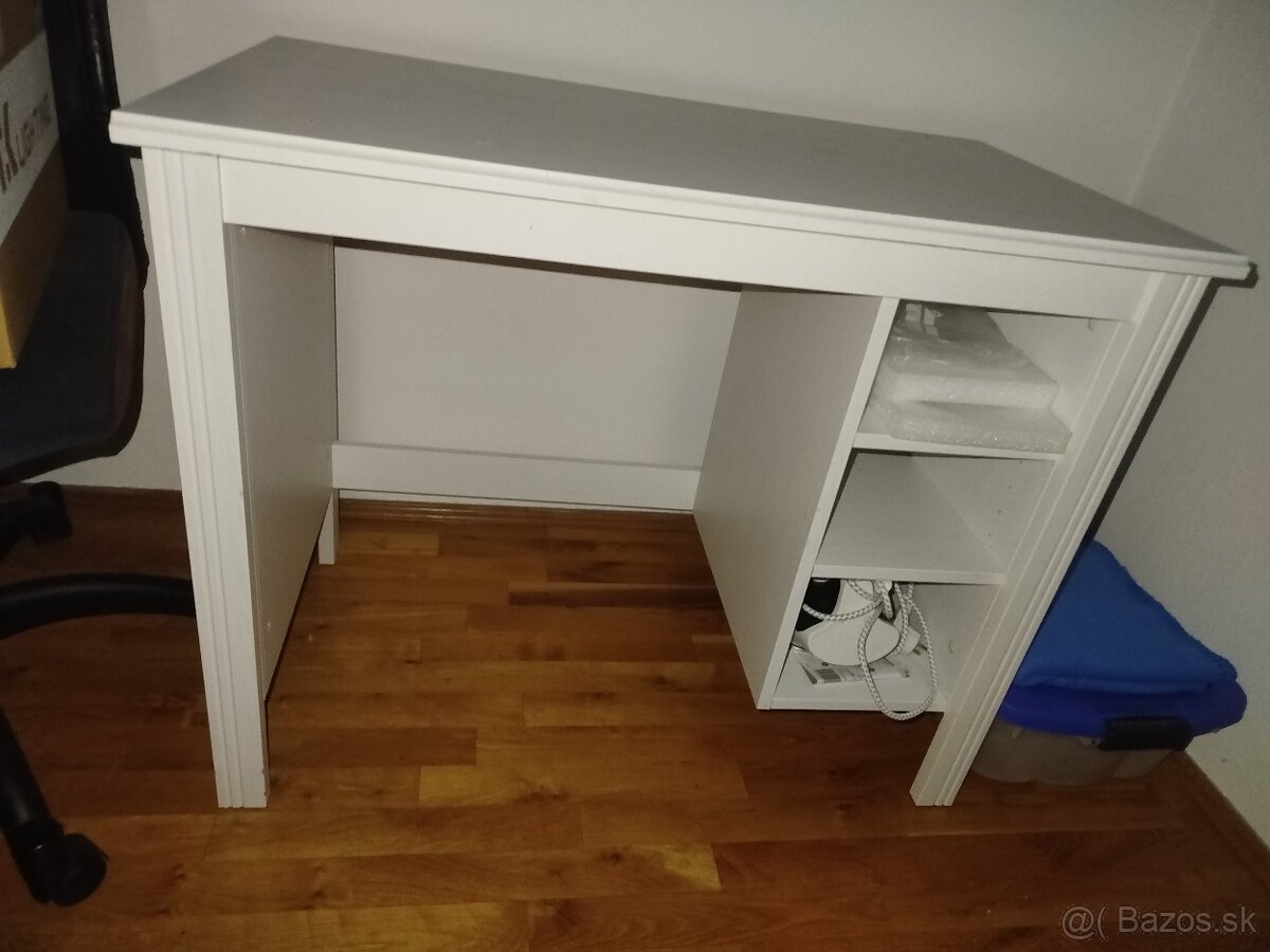 Detský písací stôl IKEA