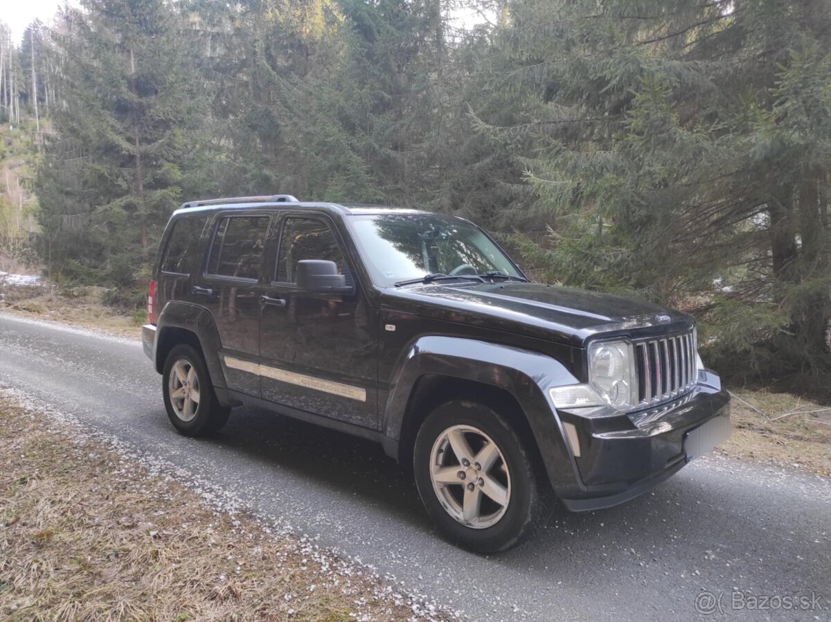 Jeep Cherokee Liberty KK 2.8 crd 130kw 4x4