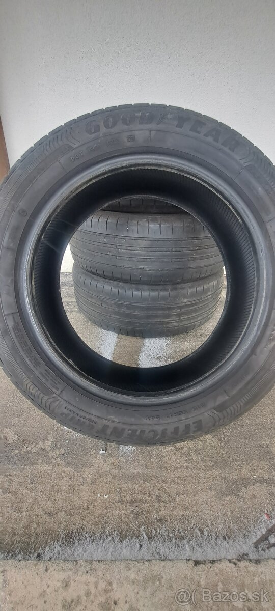 215/55 r17 Goodyear