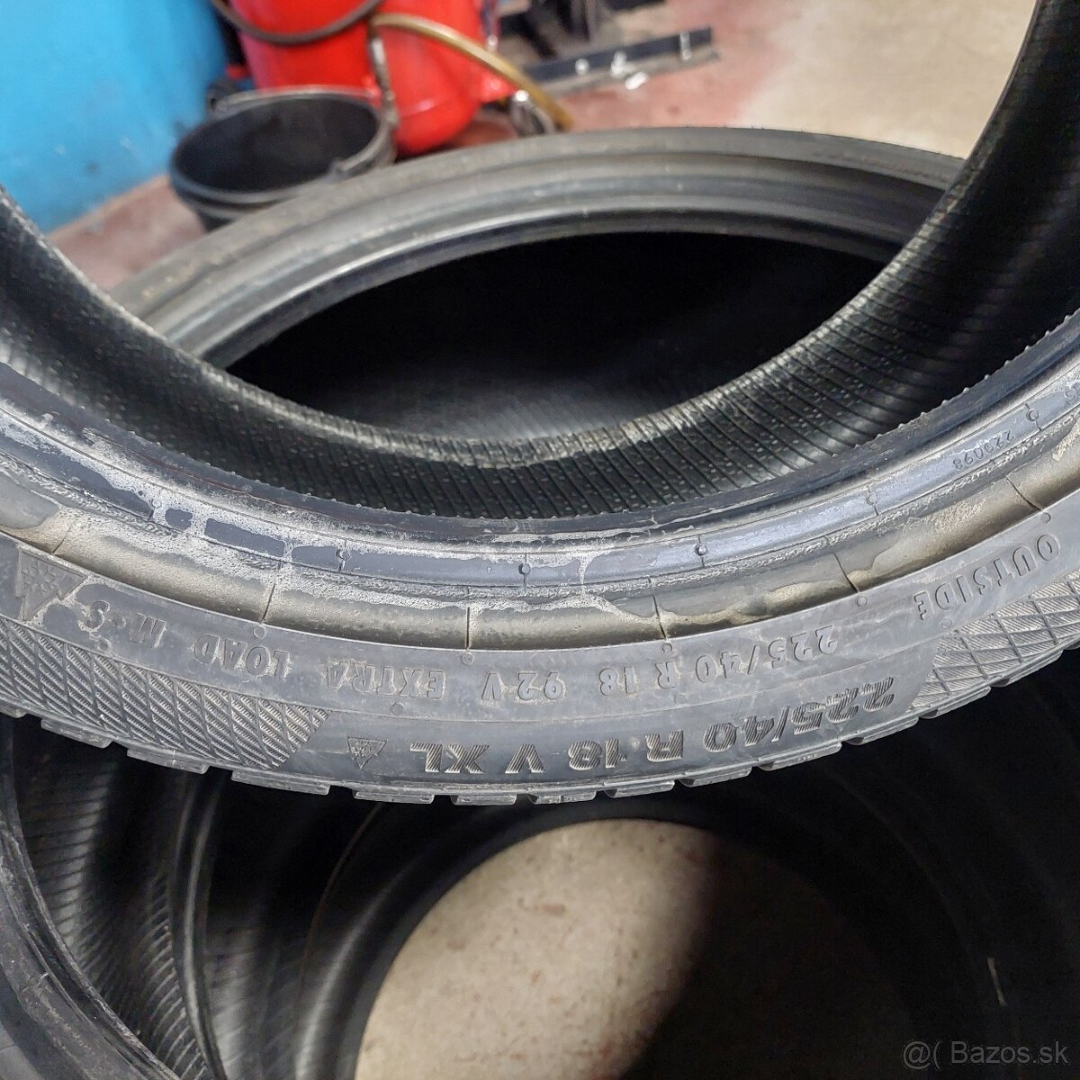 225/40R18 92V, Nexen,Continental