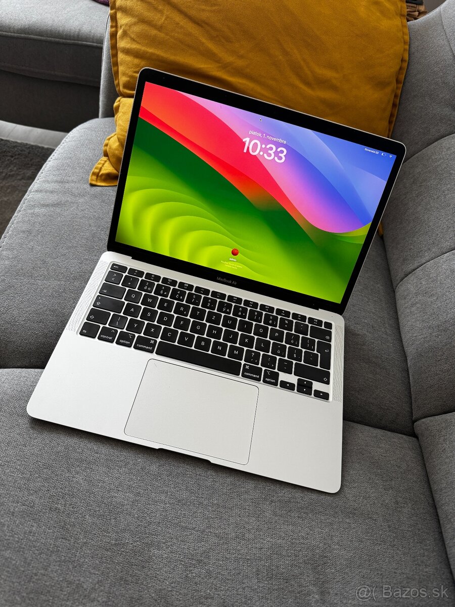 Predám Macbook Air 2020 - absolútne bez poškodení