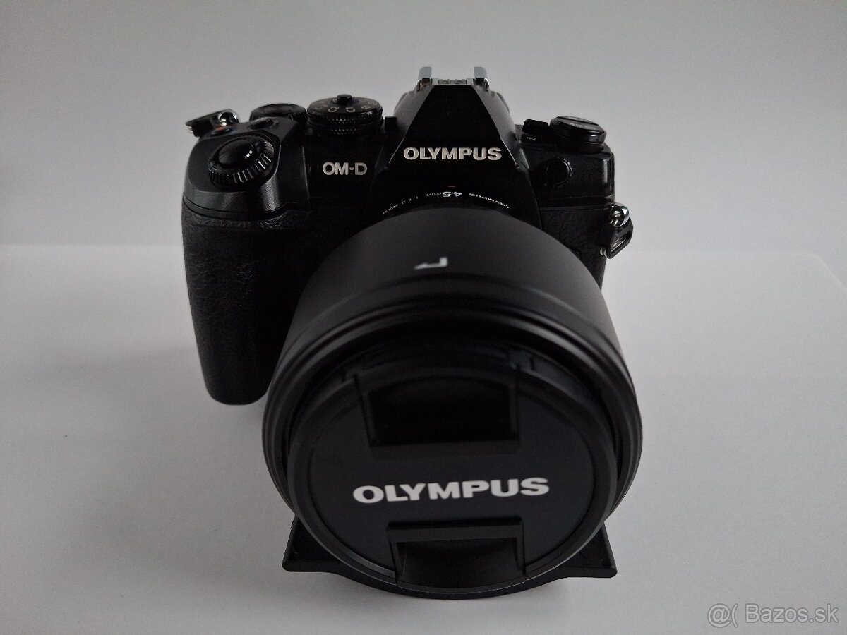 OLYMPUS OM-D E-M1 MARK III