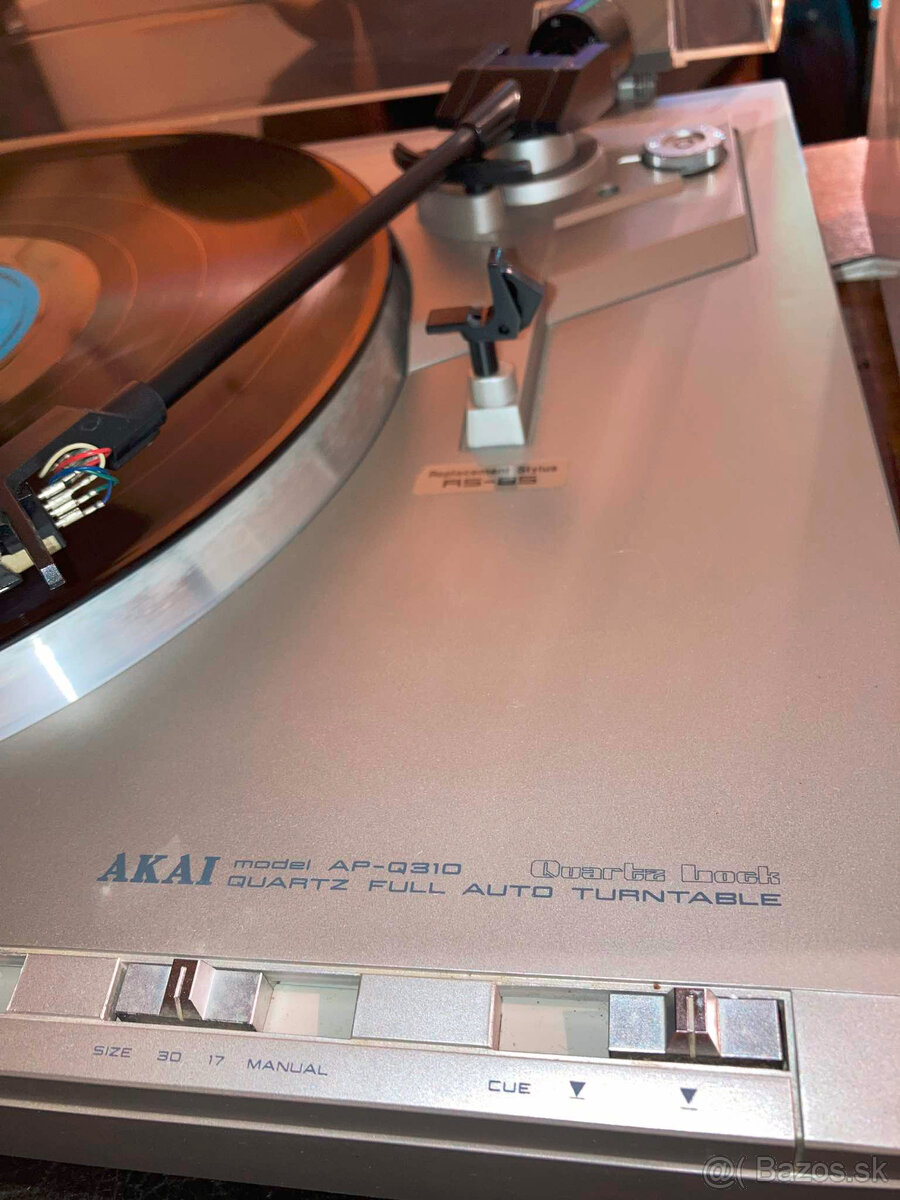 Predám: AKAI Gramofón AP-Q310_Full Automatic_QUARTZ"