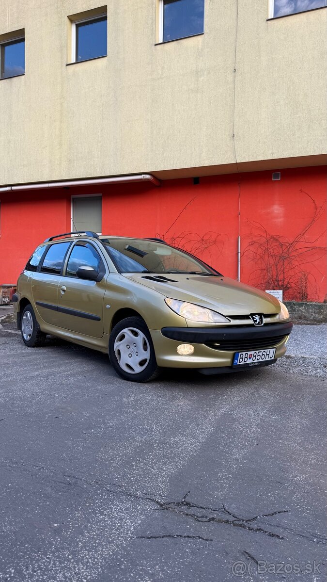 Predám Peugeot 206sw 1.4 benzín r.v. 2003