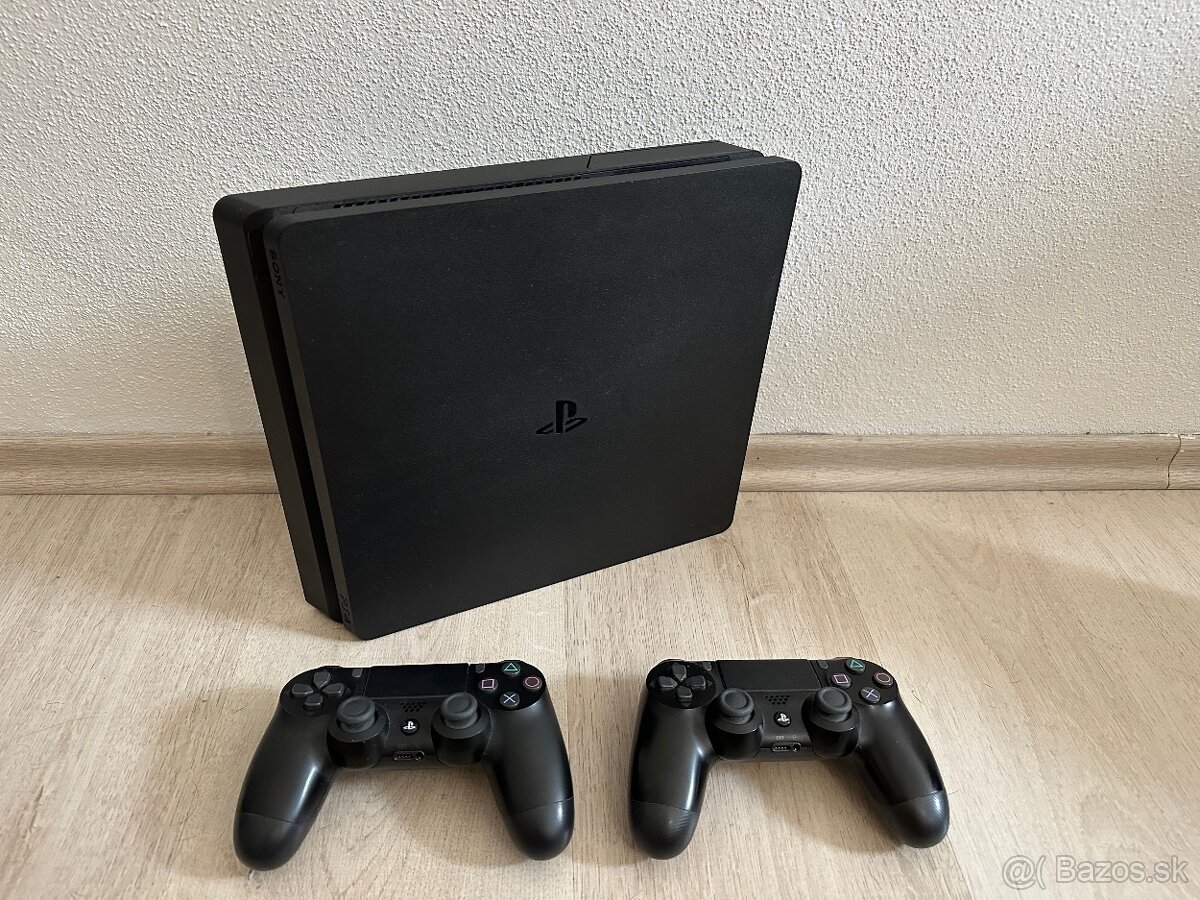 PREDAM PLAYSTATION 4  SLIM + 2 OVLADAČE + HRY