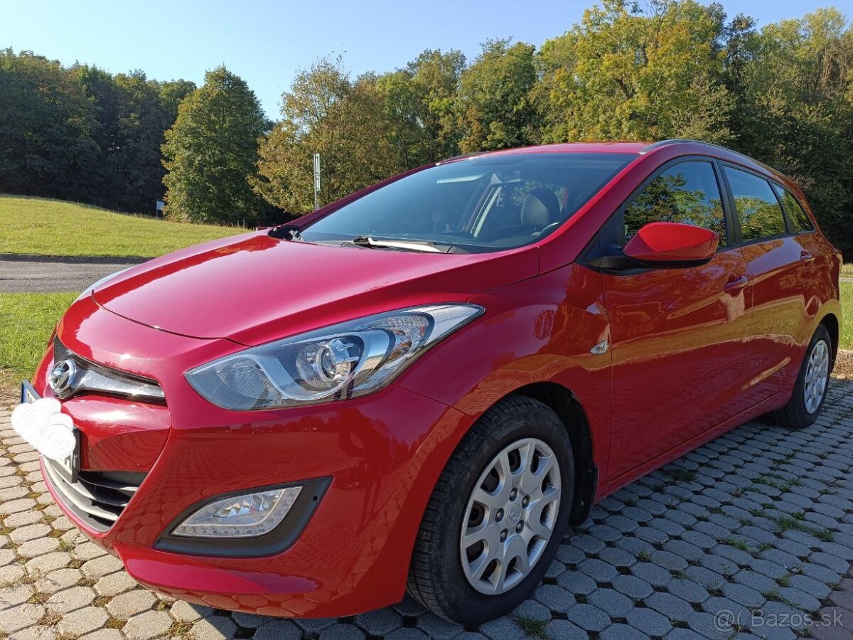 Predám Hyundai i30 CW 1.6crdi 81kw r.2013