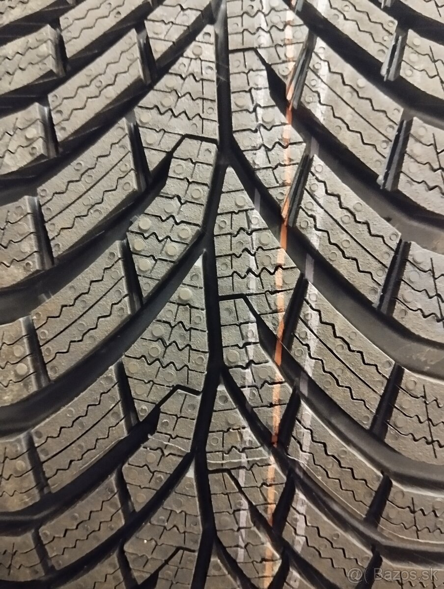 205/55 R16 91H zimná pneumatika Continental 1kus