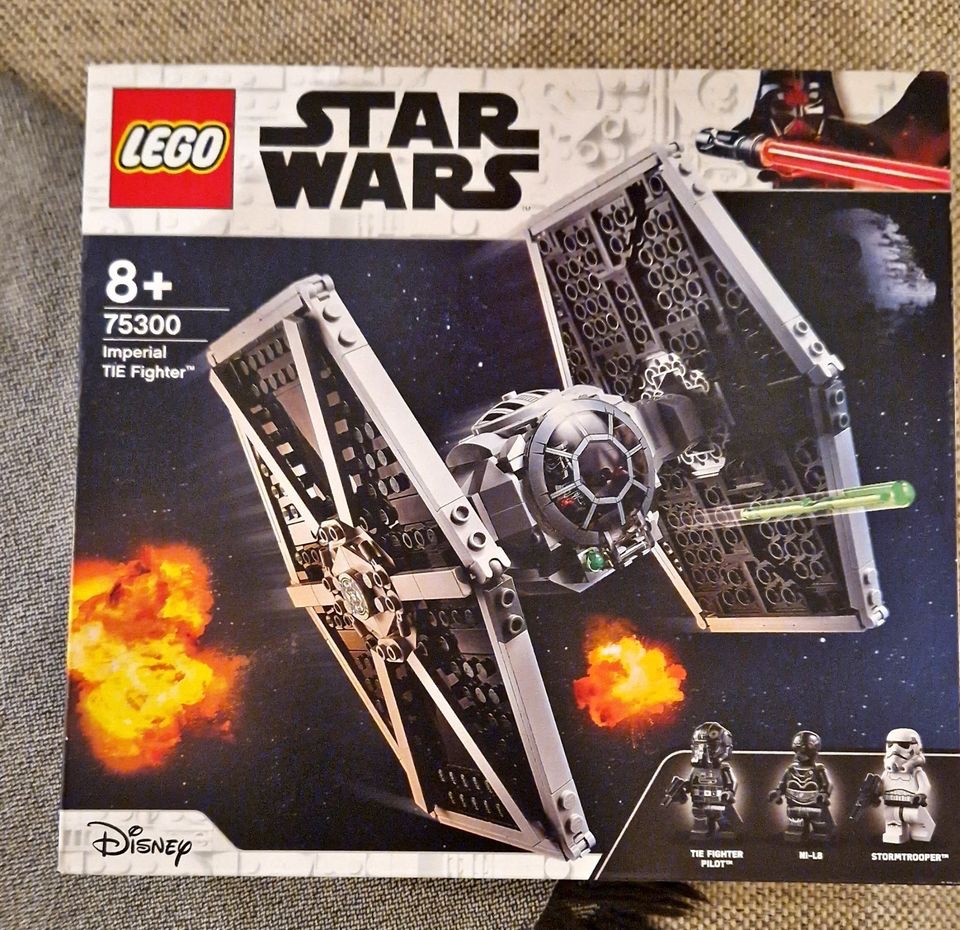 LEGO Star Wars 75300 TIE Stíhačká